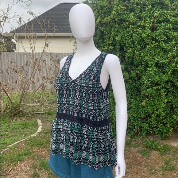 NWT Anthropologie Maeve Boho Embroidered Crochet Peplum StyleTop - Picture 8 of 11